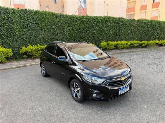 CHEVROLET ONIX 1.4 MPFI LTZ 8V FLEX 4P AUTOMÁTICO CHEVROLET ONIX 1.4 MPFI LTZ 8V FLEX 4P AUTOMÁTICO
